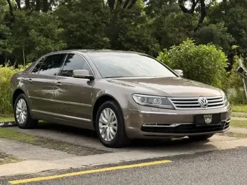 2014 Volkswagen Phaeton с пробегом 146 000 км