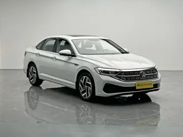 2025 Volkswagen Sagitar с пробегом 10 500 км