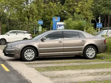 2014 Volkswagen Phaeton с пробегом 146 000 км