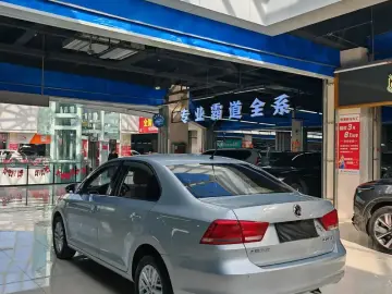 2013 Volkswagen Santana с пробегом 114 000 км