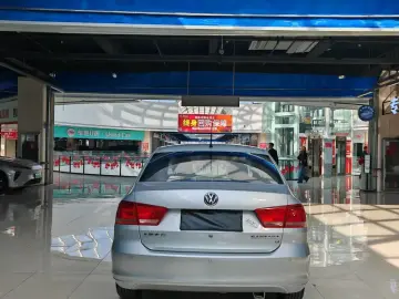 2013 Volkswagen Santana с пробегом 114 000 км