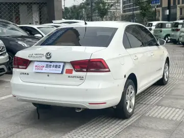 2015 Volkswagen Santana с пробегом 90 000 км