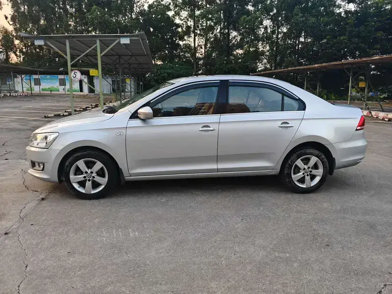 2015 Volkswagen Santana с пробегом 114 000 км