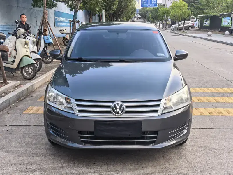 2015 Volkswagen Santana с пробегом 100 000 км