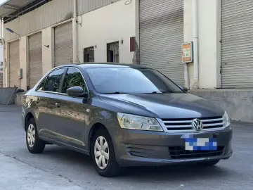 2013 Volkswagen Santana с пробегом 140 000 км