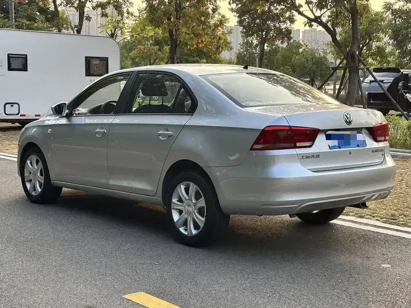 2015 Volkswagen Santana с пробегом 90 000 км