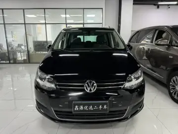 2015 Volkswagen Sharan с пробегом 106 000 км
