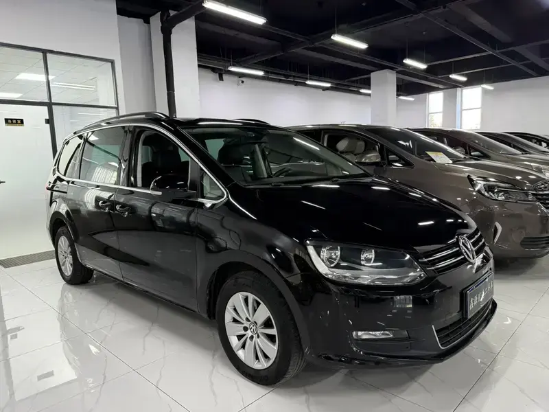 2015 Volkswagen Sharan с пробегом 106 000 км