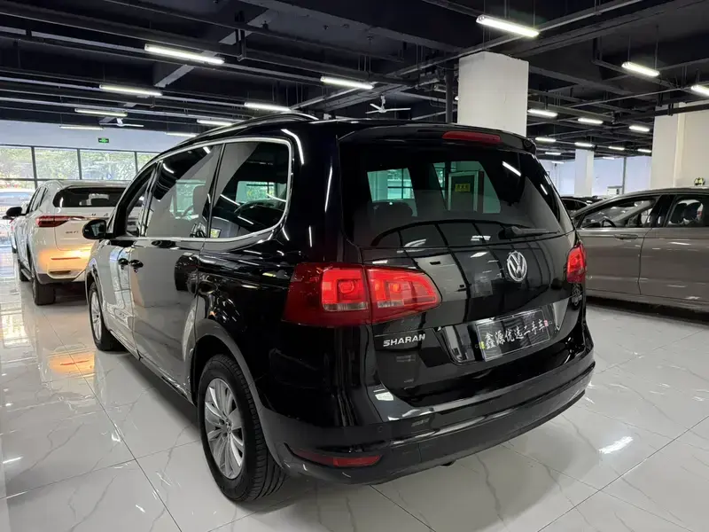 2015 Volkswagen Sharan с пробегом 106 000 км