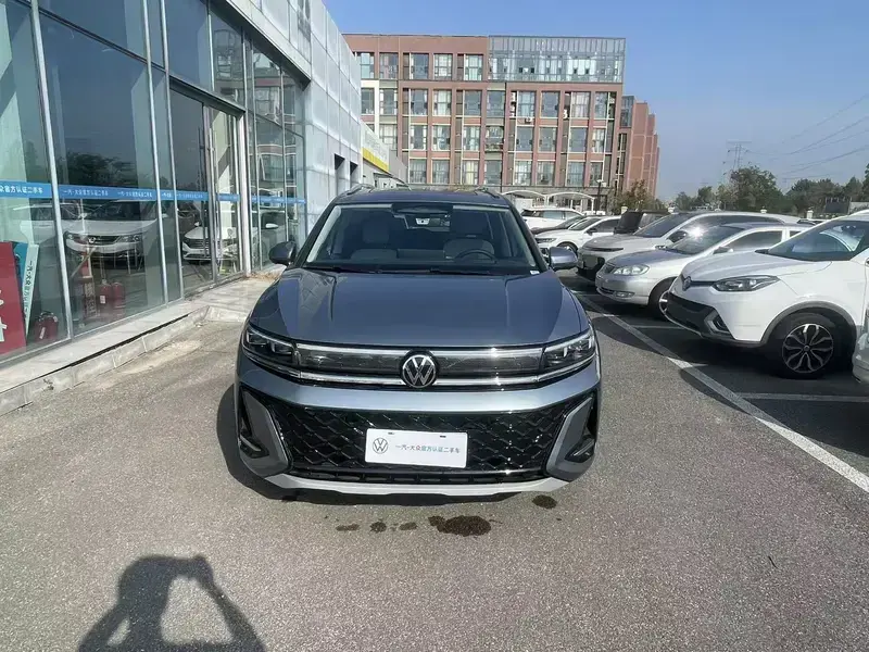 2026 Volkswagen Talagon с пробегом 9 200 км