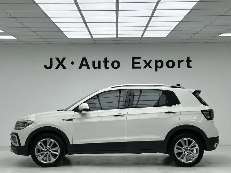 2022 Volkswagen T-Cross с пробегом 5 000 км