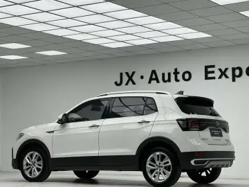 2022 Volkswagen T-Cross с пробегом 5 000 км