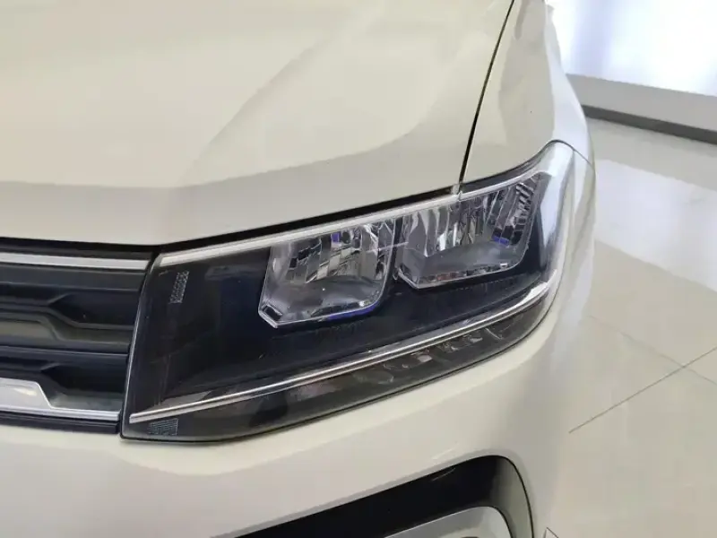 2023 Volkswagen T-Cross с пробегом 74 000 км