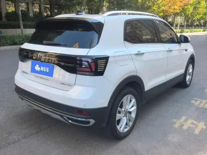 2021 Volkswagen T-Cross с пробегом 19 000 км