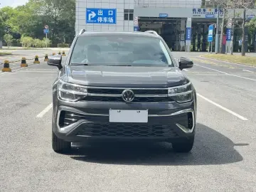 2023 Volkswagen Tharu с пробегом 30 000 км
