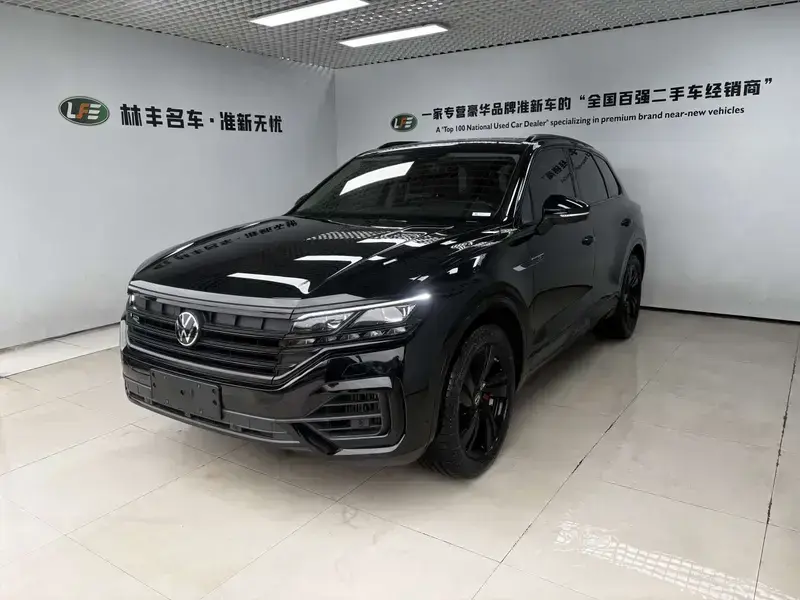 2023 Volkswagen Touareg с пробегом 14 000 км