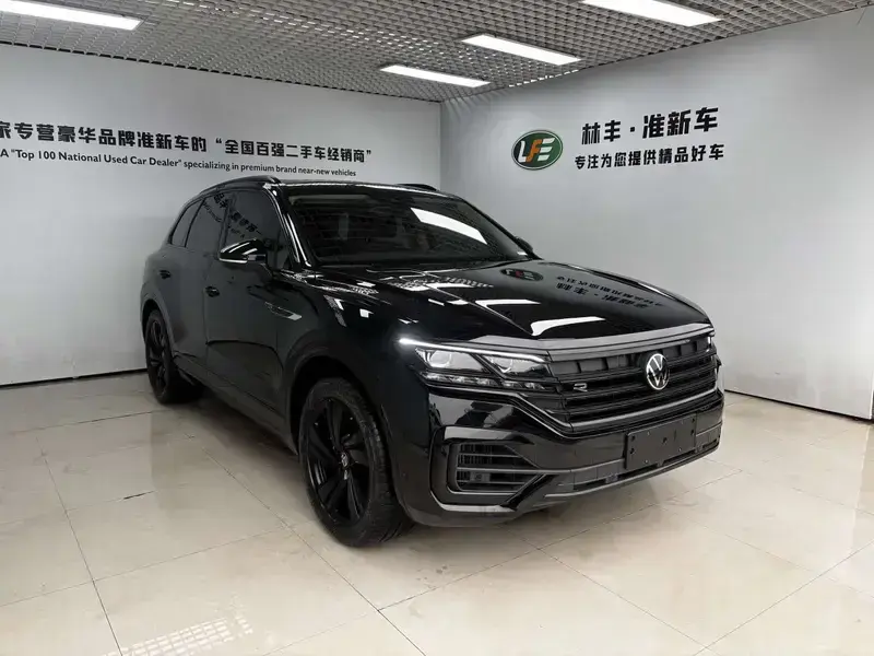 2023 Volkswagen Touareg с пробегом 14 000 км