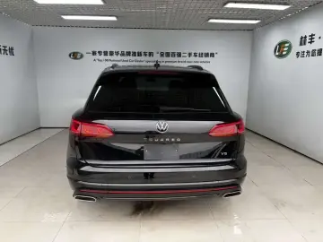 2023 Volkswagen Touareg с пробегом 14 000 км