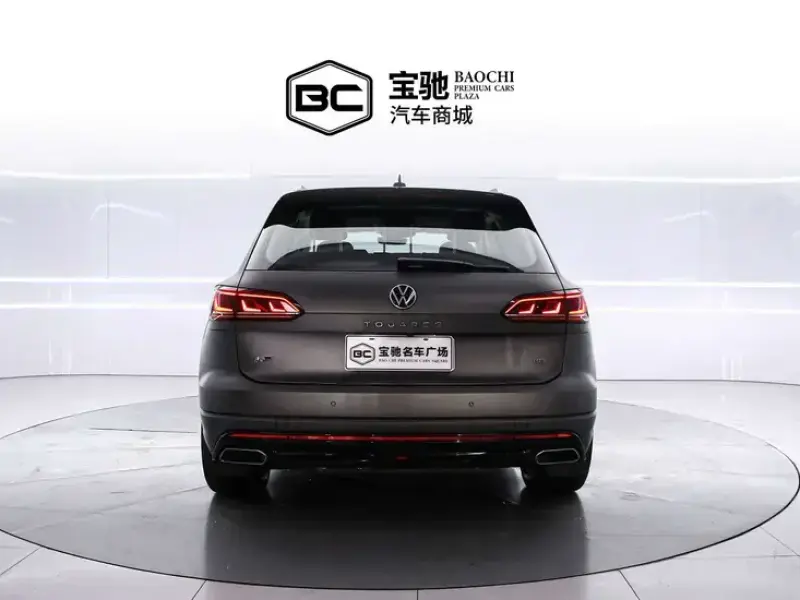 2023 Volkswagen Touareg с пробегом 24 000 км