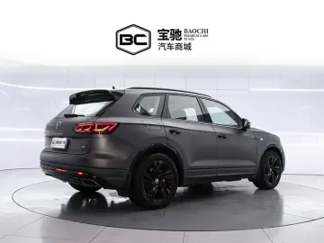 2023 Volkswagen Touareg с пробегом 24 000 км