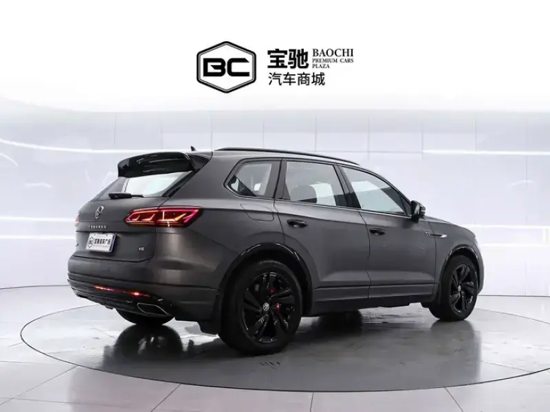2023 Volkswagen Touareg с пробегом 24 000 км