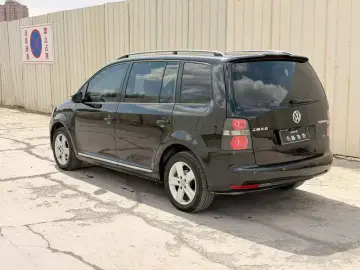 2015 Volkswagen Touran с пробегом 120 000 км