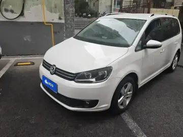 2015 Volkswagen Touran с пробегом 98 000 км