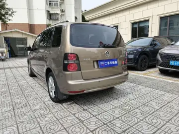 2015 Volkswagen Touran с пробегом 66 000 км