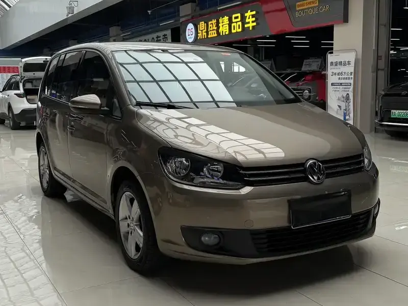 2015 Volkswagen Touran с пробегом 126 000 км