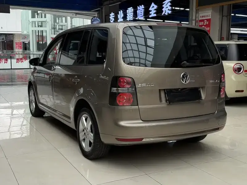 2015 Volkswagen Touran с пробегом 126 000 км
