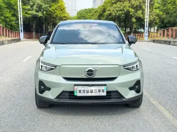 2024 Volvo C40 с пробегом 45 000 км