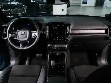2023 Volvo C40 с пробегом 51 000 км