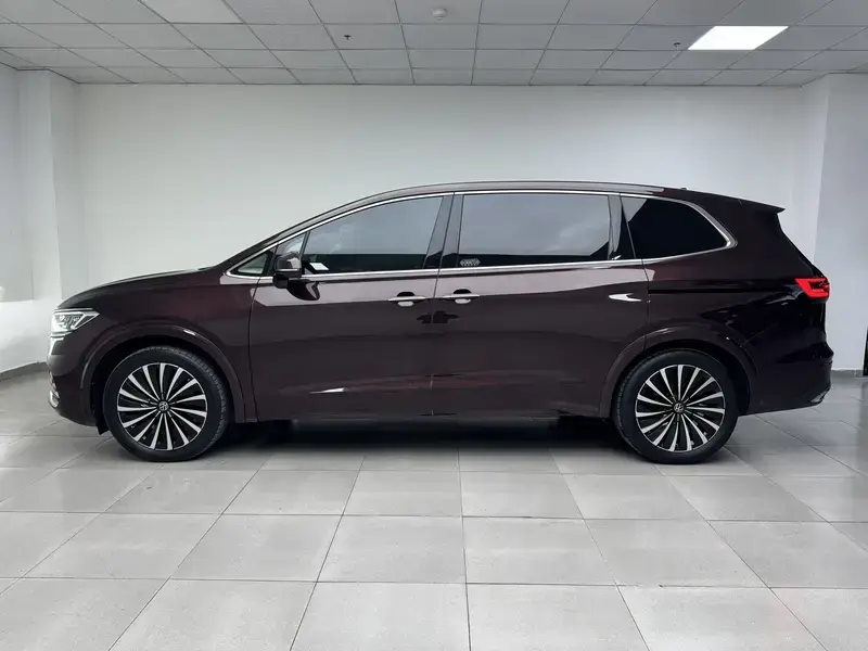 2024 Volkswagen Viloran с пробегом 72 900 км