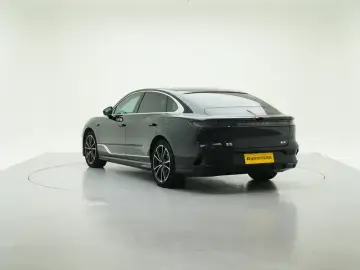 2024 Voyah Passion с пробегом 30 000 км