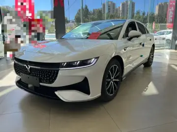 2024 Voyah Passion с пробегом 100 км