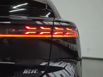 2024 Voyah Passion с пробегом 22 000 км