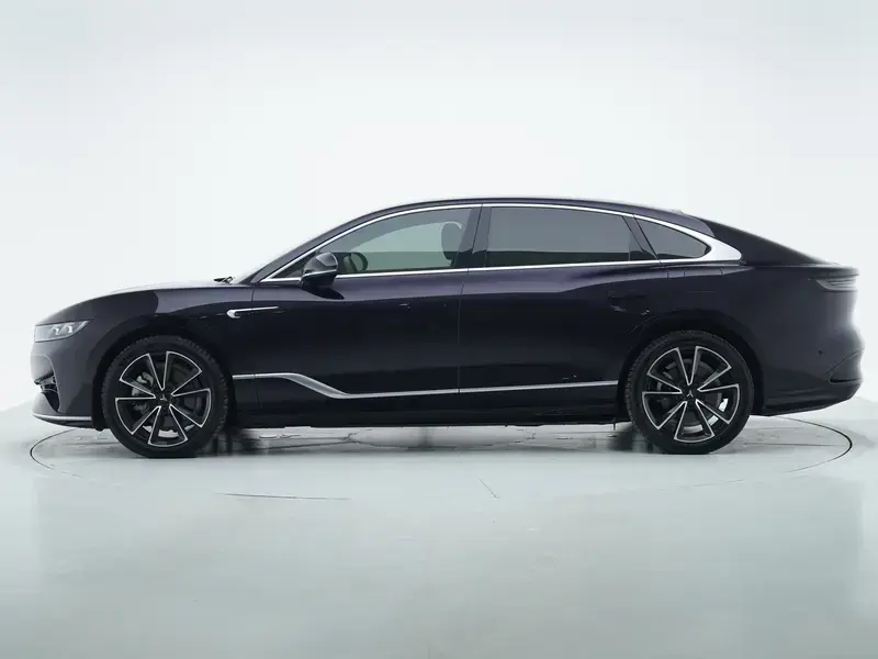 2024 Voyah Passion с пробегом 27 700 км