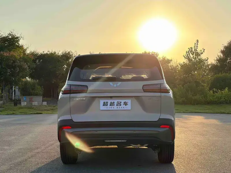 2026 Wuling Starlight 560 с пробегом 1 600 км
