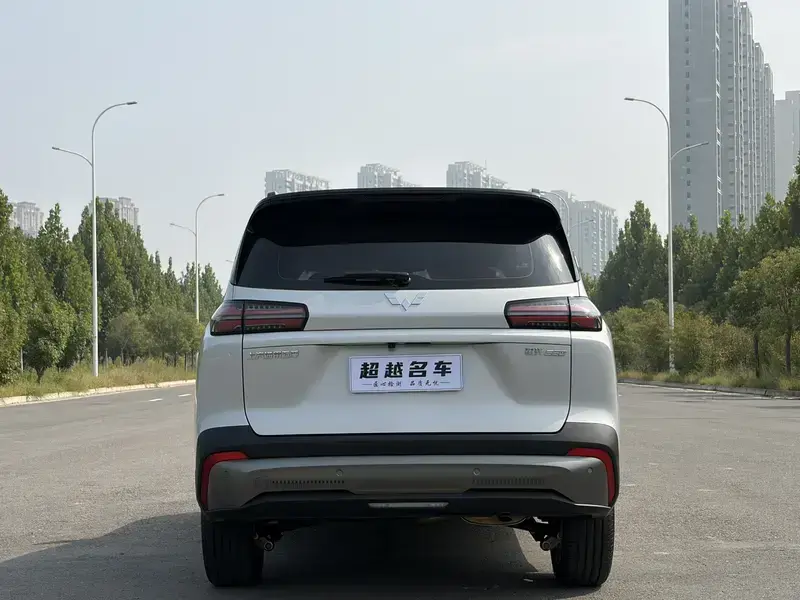 2026 Wuling Starlight 560 с пробегом 3 000 км