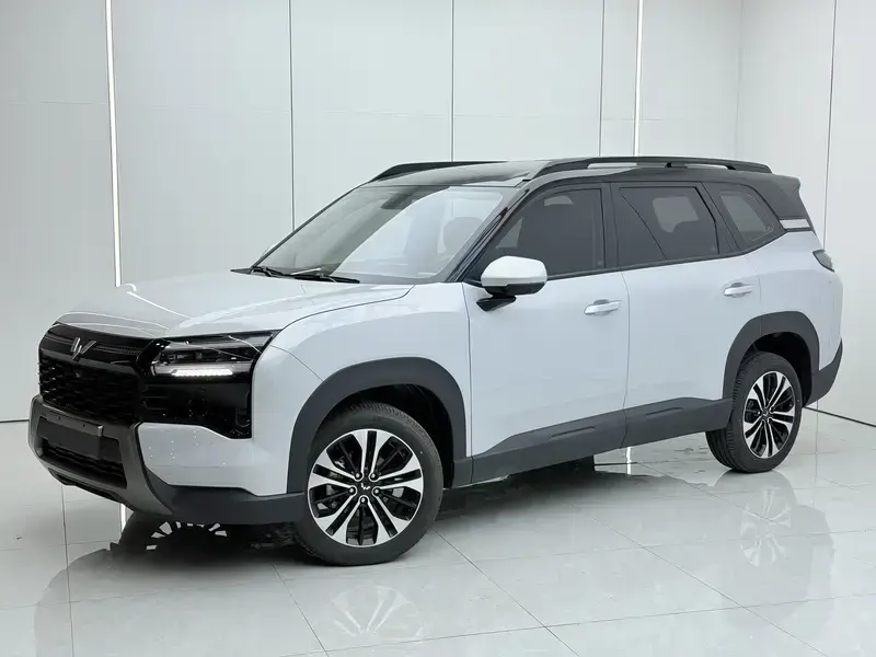 2026 Wuling Starlight 560 с пробегом 500 км