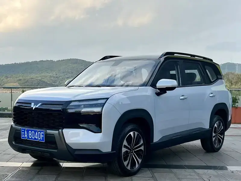 2026 Wuling Starlight 560 с пробегом 600 км