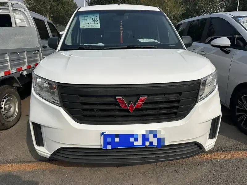 2020 Wuling Hongguang Plus с пробегом 60 000 км