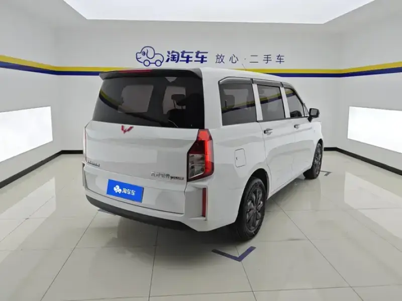2020 Wuling Hongguang Plus с пробегом 37 000 км