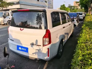 2020 Wuling Hongguang Plus с пробегом 32 000 км