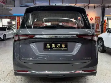 2022 Wuling Jiachen с пробегом 10 000 км