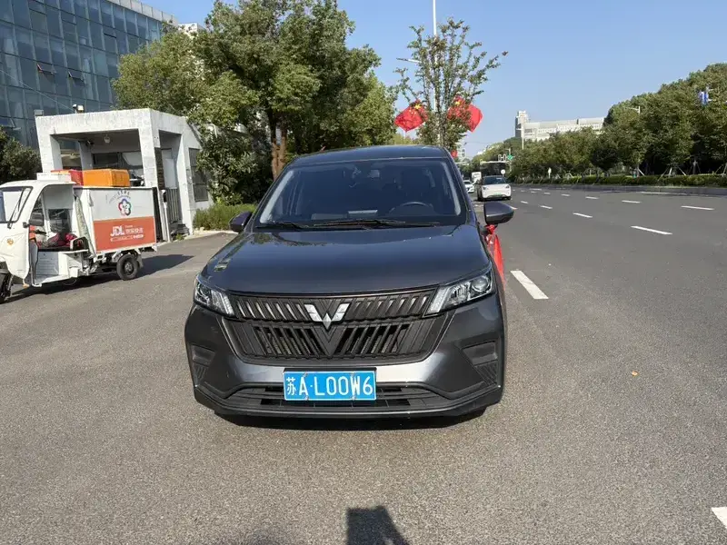 2022 Wuling Jiachen с пробегом 50 000 км