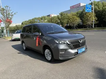 2022 Wuling Jiachen с пробегом 50 000 км