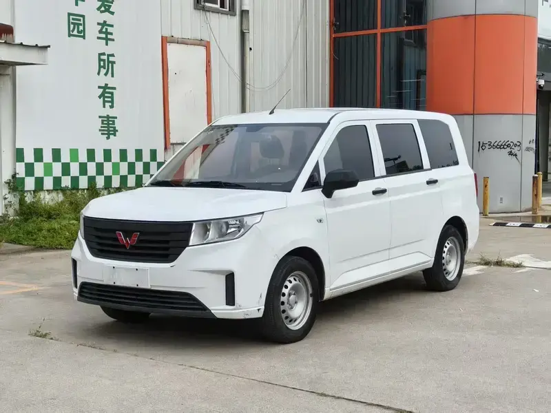 2020 Wuling Hongguang Plus с пробегом 58 000 км