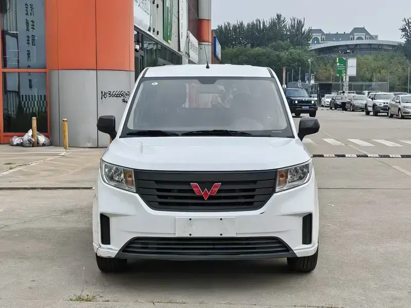 2020 Wuling Hongguang Plus с пробегом 58 000 км