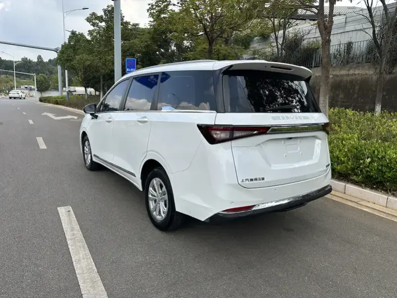 2022 Wuling Jiachen с пробегом 42 000 км